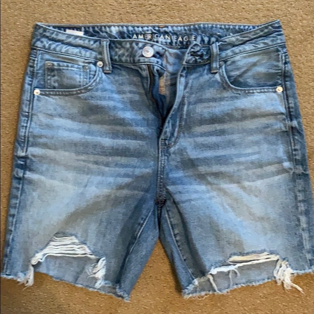 American Eagle Bermuda shorts